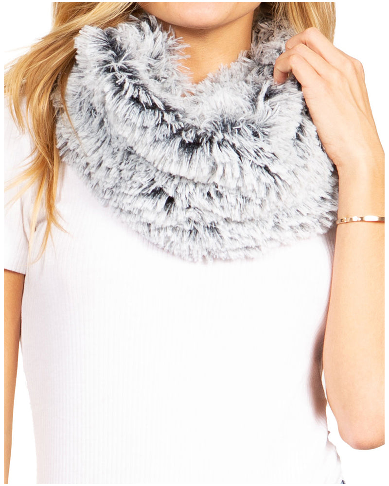 White Faux Fur Stole | Womens | One Size | 100% Polyester | Lulus Exclusive | Scarves | Bandanas